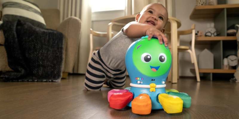 Go Opus Go 4-in-1 Crawl & Chase Pal