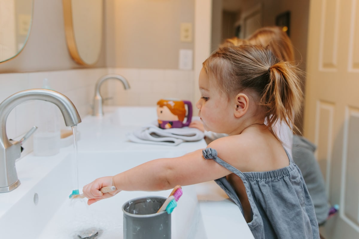 Best toddler deals toothbrush 2015