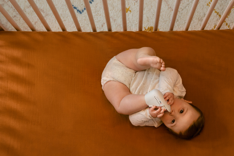 6 Questions to Ask Before Choosing a Smart Baby Monitor or Regular Monitor.