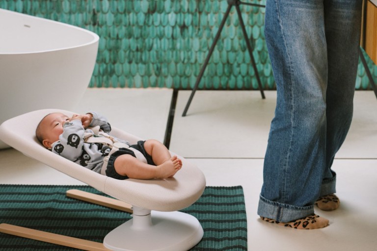  Video Review: We Tried the First-Ever Standalone Bouncer and Swing Combo .