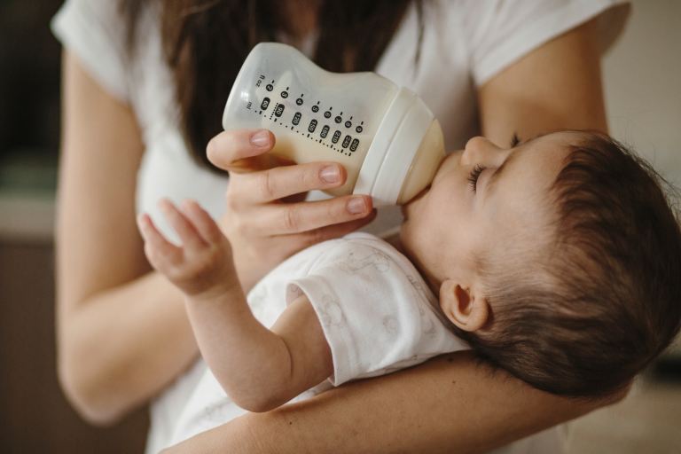 Baby Bottles Compared: Glass Vs. Plastic Vs. Silicone.