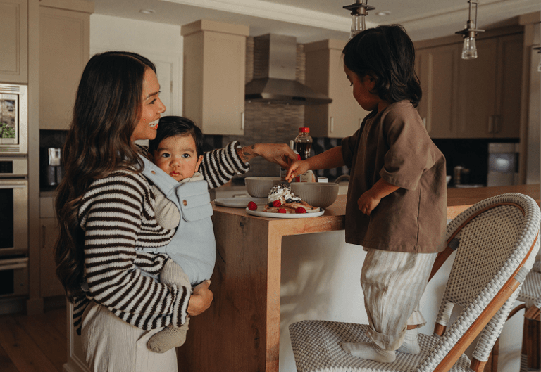 Everything You Need to Know About the Stylish & Comfy Mabe Monarch Carrier .