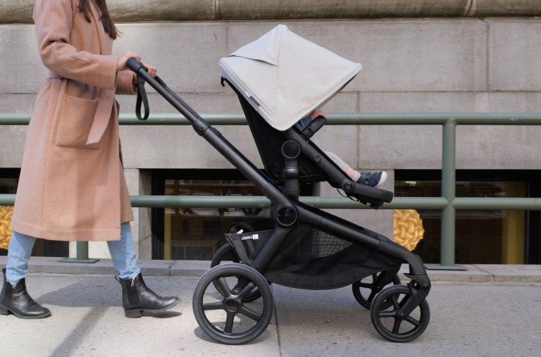 Video Review: A Starter Stroller That’ll Actually Grow With Your Family