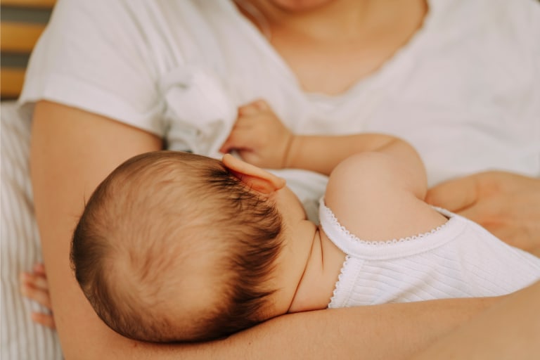 What Breastfeeding Really Looks Like in the Early Days.