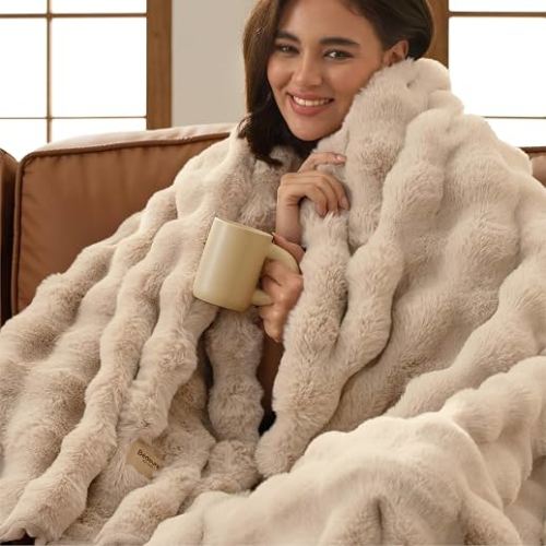 Bedsure Fluffy Bubble Faux Fur Throw Blanket, 50"x60", Light Beige | Soft, Fuzzy, Plush, Thick, Warm, Comfort, Couch, Bed, Sofa, Chair, Fleece, Cozy Gifts, Women, Men, Fall, Winter, Coloring