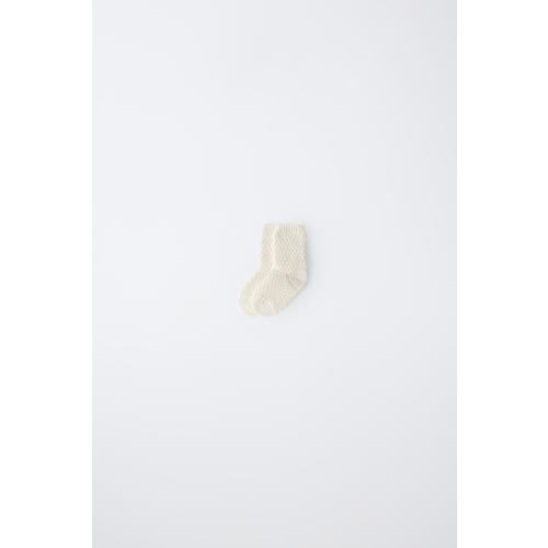 COTTON SILK TEXTURED SOCKS - Ecru | ZARA United States