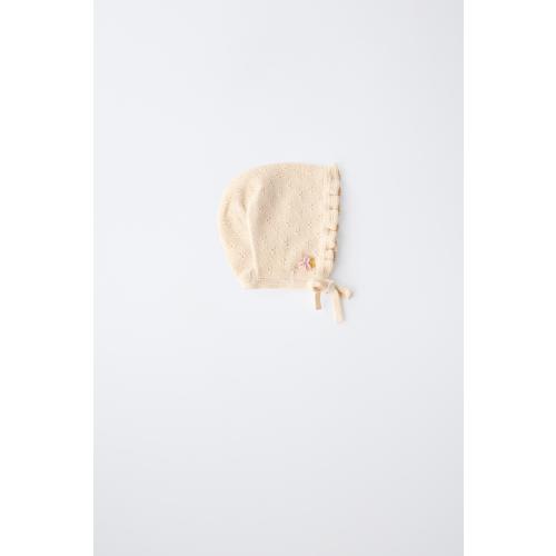 EMBROIDERED FLOWER KNIT BONNET - Ecru | ZARA United States