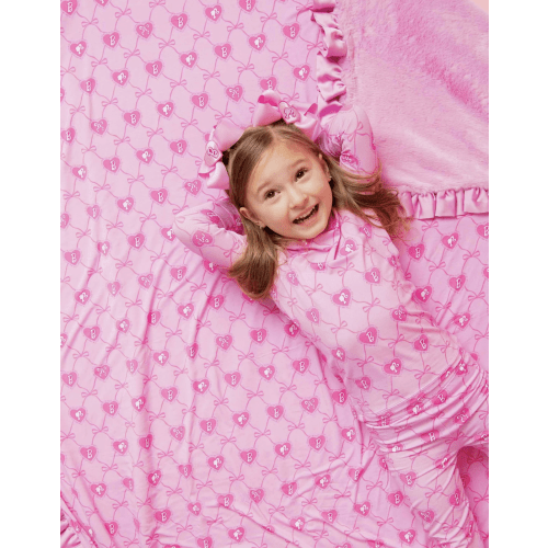 Barbie™ Iconic Ruffled Minky Blanket