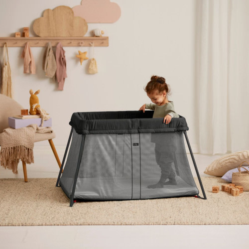 BabyBjörn Travel Crib