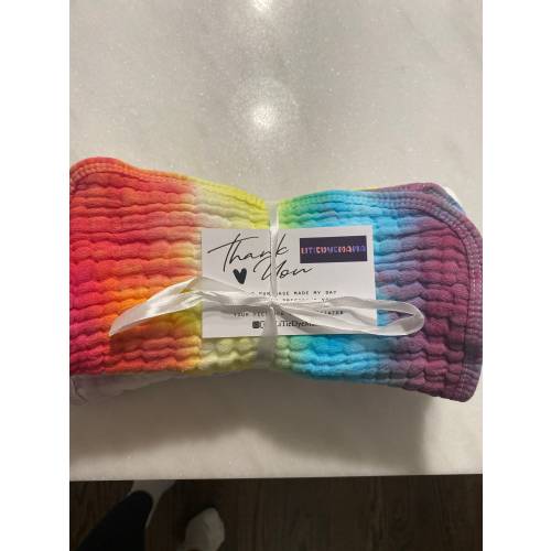 Cotton tie dye muslin burp cloths in rainbow and pastels, soft cotton burp cloths, tie-dye burp cloths, tie-dye baby, personalization option