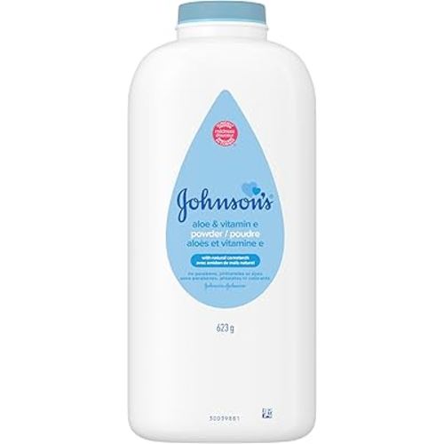 Johnson's Baby Powder, Naturally Derived Cornstarch with Aloe & Vitamin E for Delicate Skin, Hypoallergenic and Free of Parabens, Phthalates, and Dyes for Gentle Baby Skin Care 623g