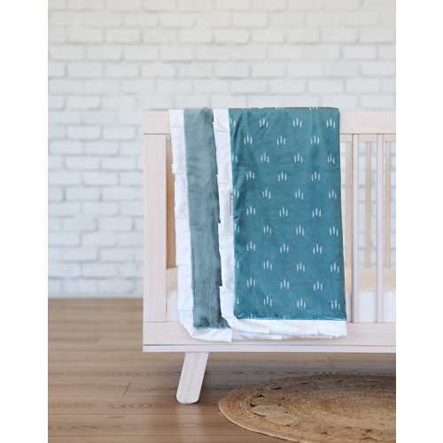 Itsy Bitsy Tree Plush Blanket