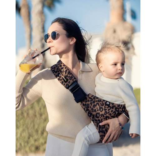 MomSwing Baby Carrier - Chic Leopard