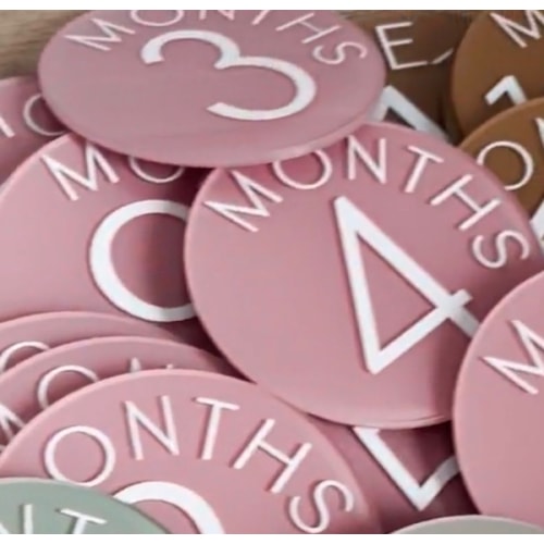 Acrylic Baby Milestone Markers for Babys Monthly Baby Photo: Details in notes
