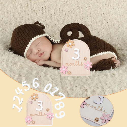 Wooden Baby Monthly Milestone Cards, Newborn Photo Prop Announcement Signs with Engraved Month Markers, Baby Growth Memory Keepsake for Photography Baby Shower Gift