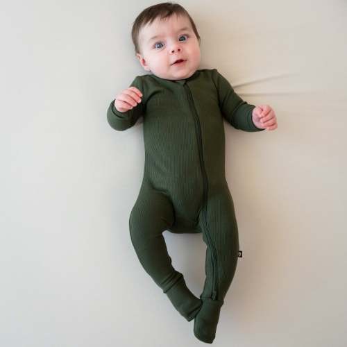 Ribbed Zipper Footie in Fir