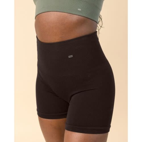 Essential Wool Compressive Short