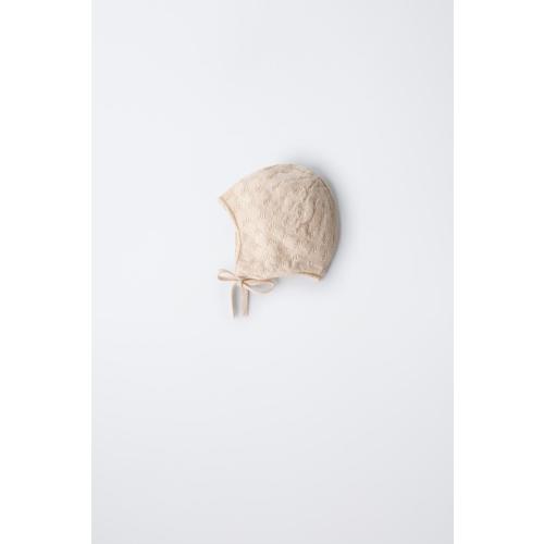 KNIT BONNET COTTON, SILK AND CASHMERE TEXTURE - Cream | ZARA United States