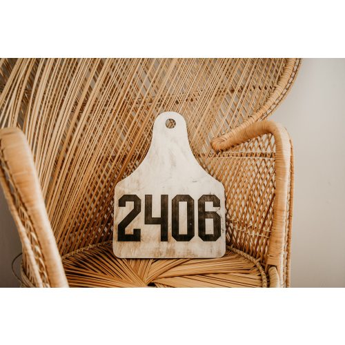 Farmhouse Decor, Cow Tag, Wall Decor, Cow Ear Tag Decor, Laser Engraved Cow Tag, Personalized Cow Ear Tag, Customized Decor, Door Hanger
