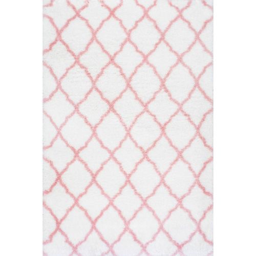 Nuloom Nelda Trellis 5x8 Shag Indoor Area Rug for Living Room Bedroom Dining Room Nursery, Baby Pink/White