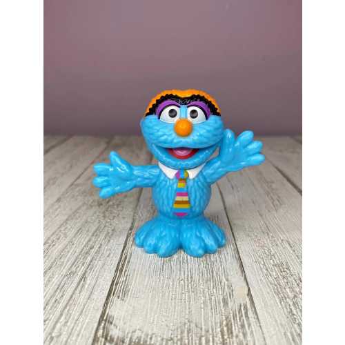 Sesame Street Furchester Hotel Furgus Fuzz 3” Plastic Figure Cake Topper (Sesame Workshop Hasbro, Jim Henson) Flaws/See Description