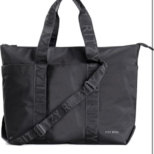 Itzy Ritzy Belong Diaper Bag Tote, Lightweight Tote with 10 Pockets
