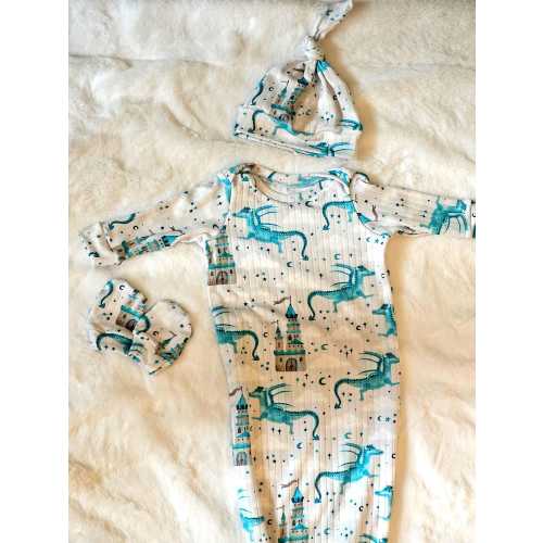 Dragon & Castle Newborn Gown Set: Knotted Baby Outfit