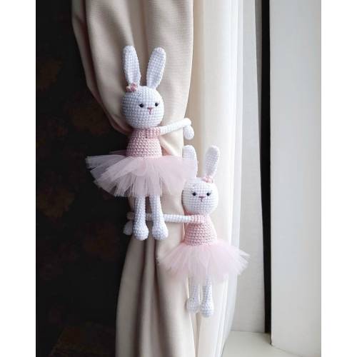 Pink bunny curtain tieback Bunny nursery decor Bunny tie back Animal curtain tie back Knit rabbits curtain holders Nursery tieback