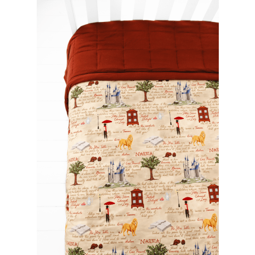 The Chronicles of Narnia® Large Quilted Bamboo Blanket – Little Crowns & Capes