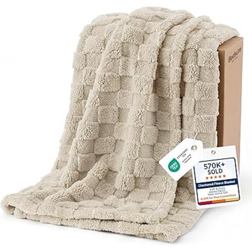 Bedsure Checkered Fleece Throw Blankets for Bed/Couch, Oatmeal,50"×70"