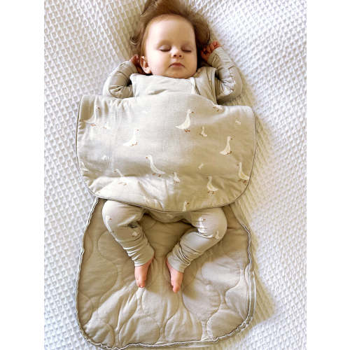 Goose 2.5 TOG Long Sleeve Transitional Bamboo Viscose Swaddle Sack | günamüna 3-6mo