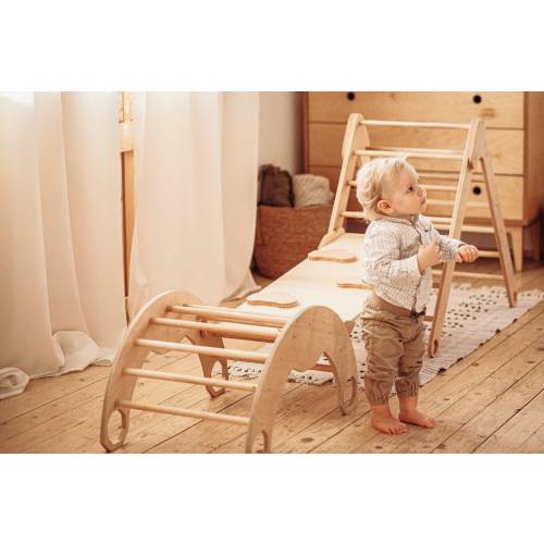 (Size small) Foldable triangle Wooden Gym Climbing Set