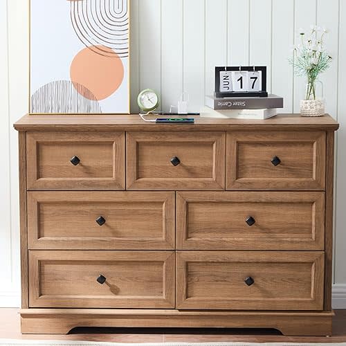 Dresser for Bedroom with 7 Deep Drawers, Modern Dresser with Charging Station 7 Chest of Drawers, Wood Storage Organizer Dresser, Nursery Dresser for Living Room, Hallway, Natural Oak