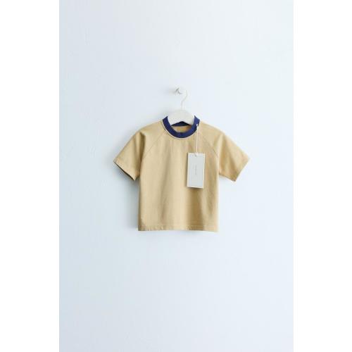 Contrast Neck T-Shirt