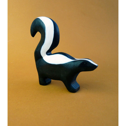 Handmade Wooden Skunk | themulberrytreehouse