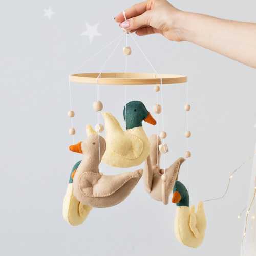 Geese baby mobile, Duck baby mobile, Bird crib mobile, Changing table mobile, Cot mobile, Duck decor for girl nursery, New baby gift idea
