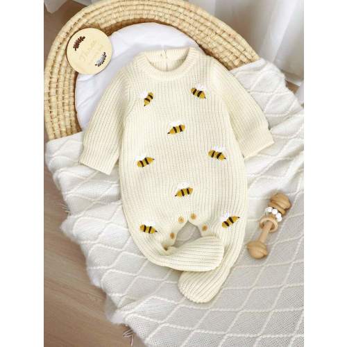 SHEIN 1pc Newborn Infant Knitted Romper, Crew Neck Long Sleeve, Cute Bee Embroidery, Minimalist Jumpsuit Baby Knitted Outfit Newborn Sweater Romper Bee Baby Girl Outfit Yellow Newborn Outfit Baby Knitted Romper Natural Baby Clothes New Born Bee Baby Outfi