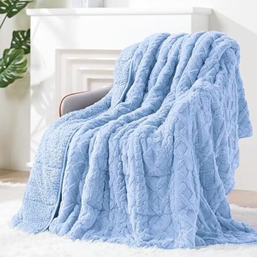 Super Fuzzy Soft Sherpa Fleece Weighted Blanket, 20 lbs Dual Sided Fluffy Heavy Weighted Blankets for Adults - No Bunching with Double Layers of Soft Inner Lining (60"x 80", 20 Pounds)