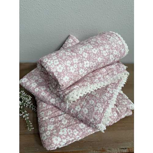 Mauve Bloom Lace Muslin Blanket, Floral Lace blanket, Lace Swaddle, Newborn Blanket, Lace baby blanket, 6 layer blanket, organic blanket