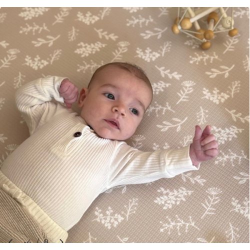 Botanical Play Mat - Almond – Munchkin & Bear
