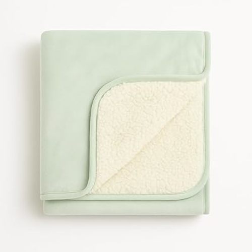 Ultra Plush 30x40 Super Soft Sherpa Baby Blanket, Durable, Machine Washable, Gentle on Baby's Skin - Ideal Baby Blankets for Boys & Girls
