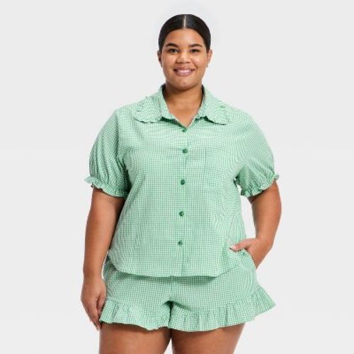 Women's Mommy & Me Ruffle Short Sleeve Notch Collar Shirt and Shorts Pajama Set - Auden™ Green 4X
