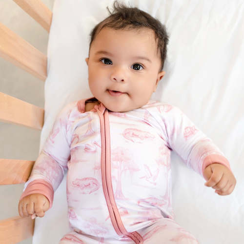 Pearls and Pelicans Bayou Toile Bamboo Zip Up Pajamas | Pink – ZukaBaby