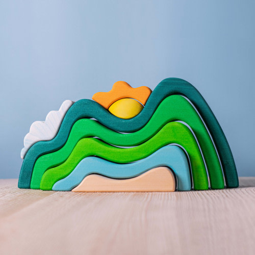 Mountains, Cloud and Sun