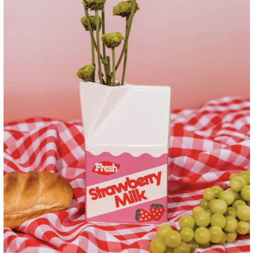 Strawberry Milk Vase – ban.do