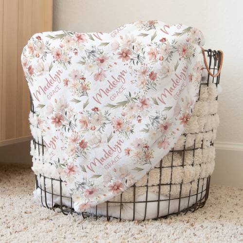 Custom Wildflower Baby Name Blanket Personalized Pink Flower Swaddle Hospital Blanket New Mom Gift Floral Boho Newborn Gift Baby Shower Gift