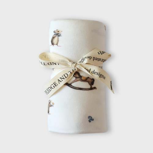 Stretch Baby wrap | Shop baby swaddles | Designed in Australia – Fledge and Thread
