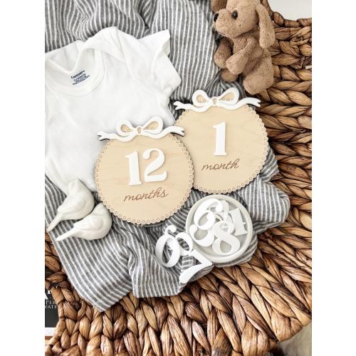 3D Monthly Milestone Discs for Baby Photos, Engraved Wood Monthly Milestone Markers, Baby Bow Milestone Cards, Personalized Baby Sign