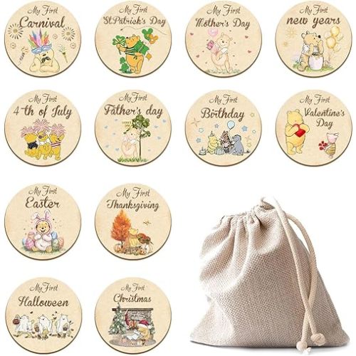 Winnie 6PCS My First Holiday Milestone Signs, Pooh My First Holiday Baby Milestone Double Sided Baby Months Wooden Signs with Storage Bags, The Pooh Deck Wooden Discs Announcement Sign,Winnie Gifts