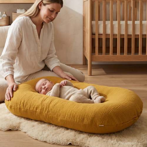 Little Manta Pastel Baby Lounger Nest